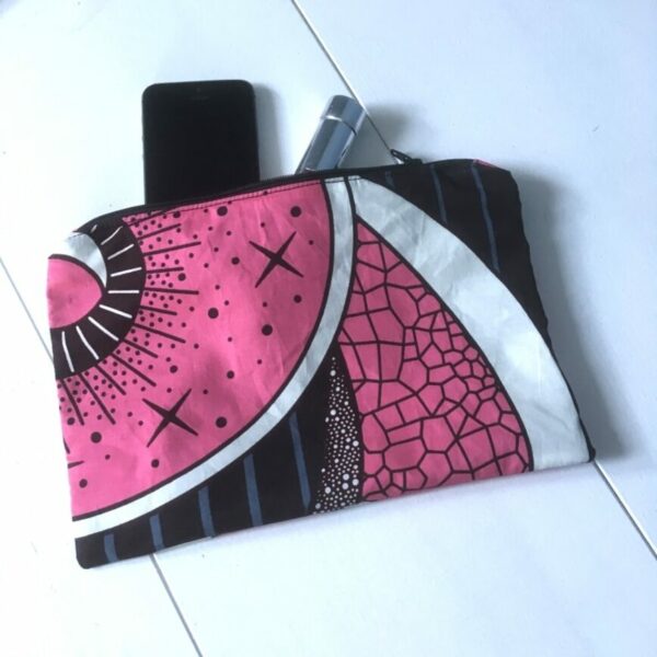 Pochette rose et noir wax