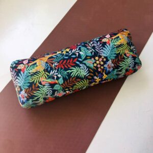 Bolster ovale motifs jungle fond bleu marine